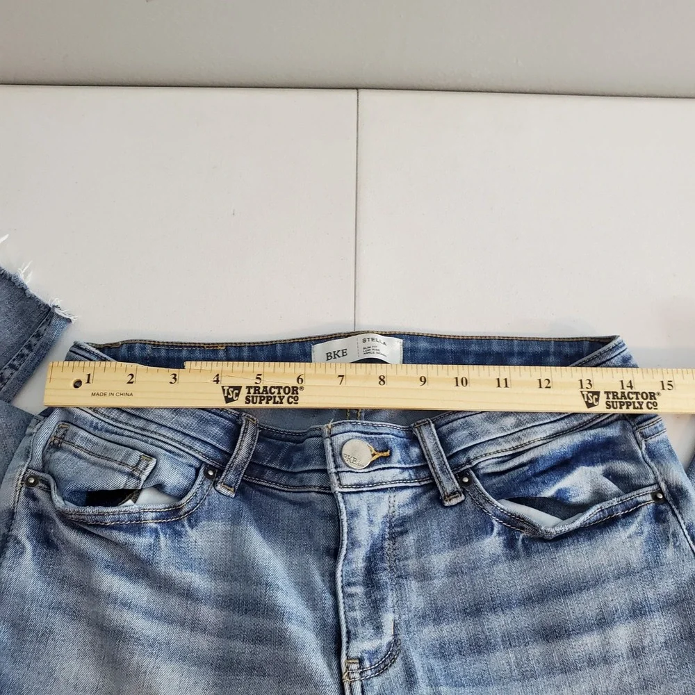BKE Stella Low Rise Ankle Skinny Jeans Medium Wash Distressed Size 29 Casual